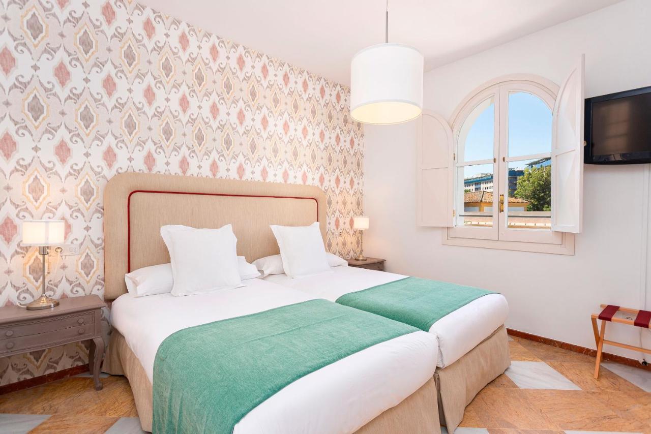 Genteel Home Campamento Sevilla Exteriör bild