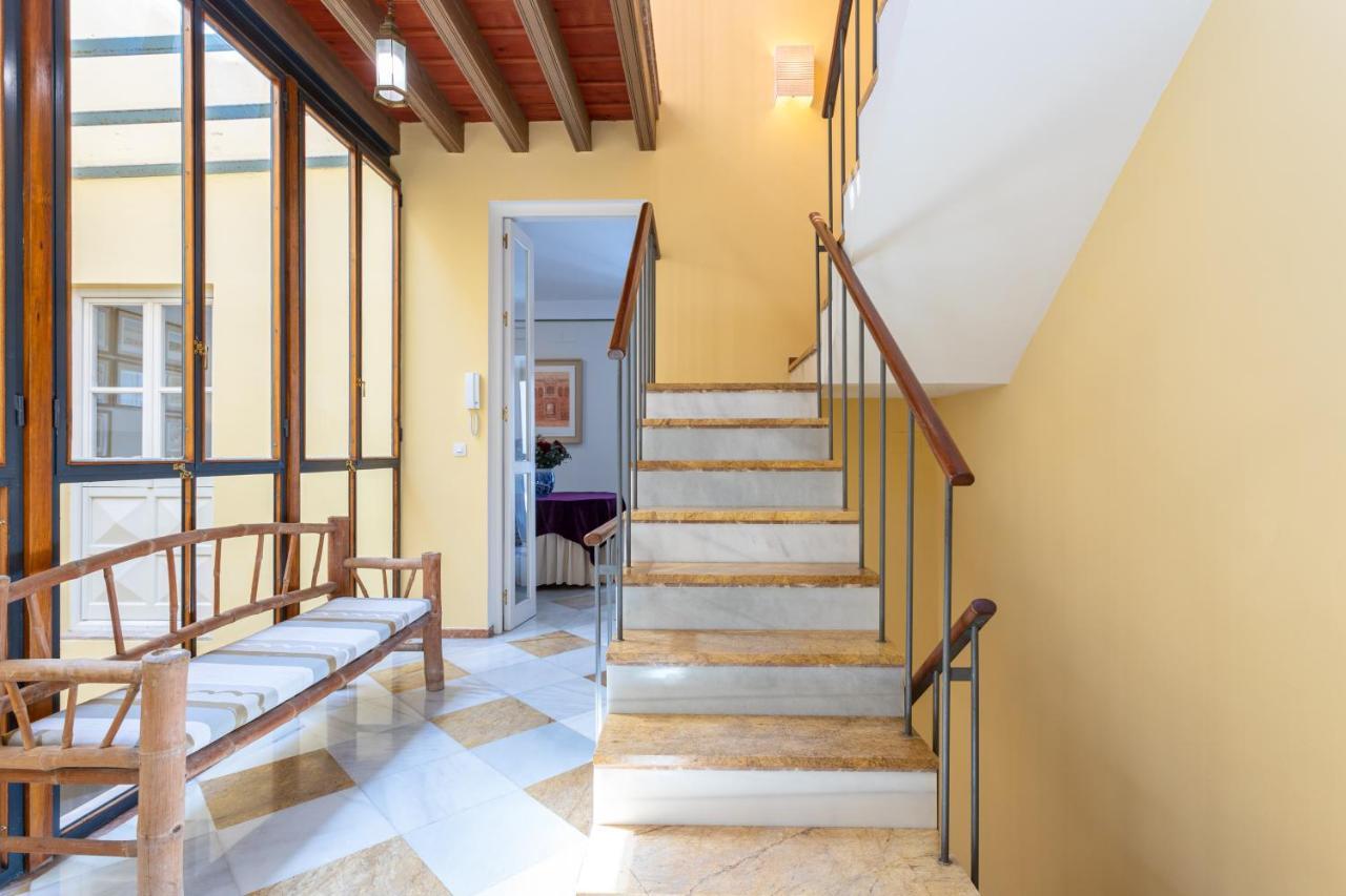 Genteel Home Campamento Sevilla Exteriör bild