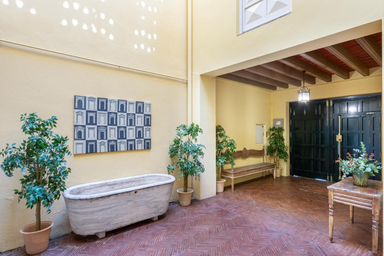 Genteel Home Campamento Sevilla Exteriör bild