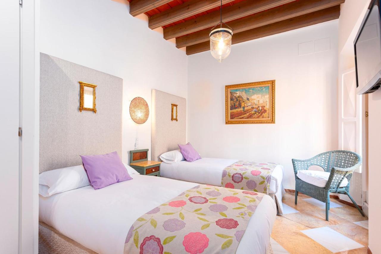 Genteel Home Campamento Sevilla Exteriör bild